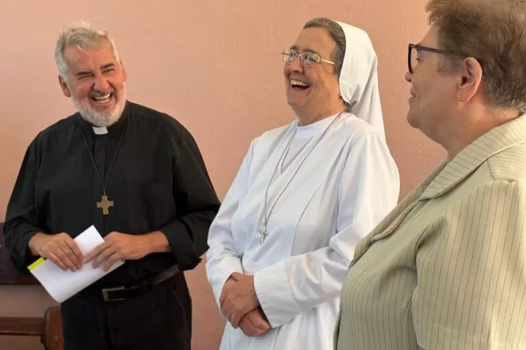 Visita Madre Geral FMA: Madre Chiara visita formandos salesianos na Colônia Salesiana São Sebastião-Jaboatão-PE