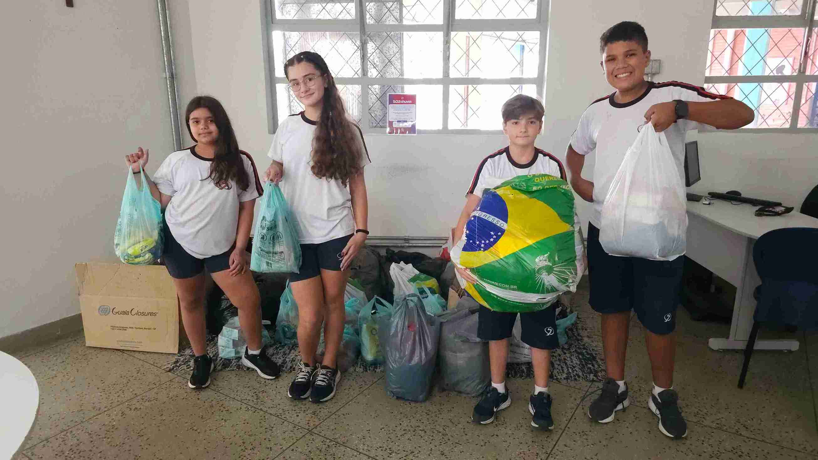 S.O.S Chuvas: Nossa corrente de solidariedade continua em Resende (RJ)