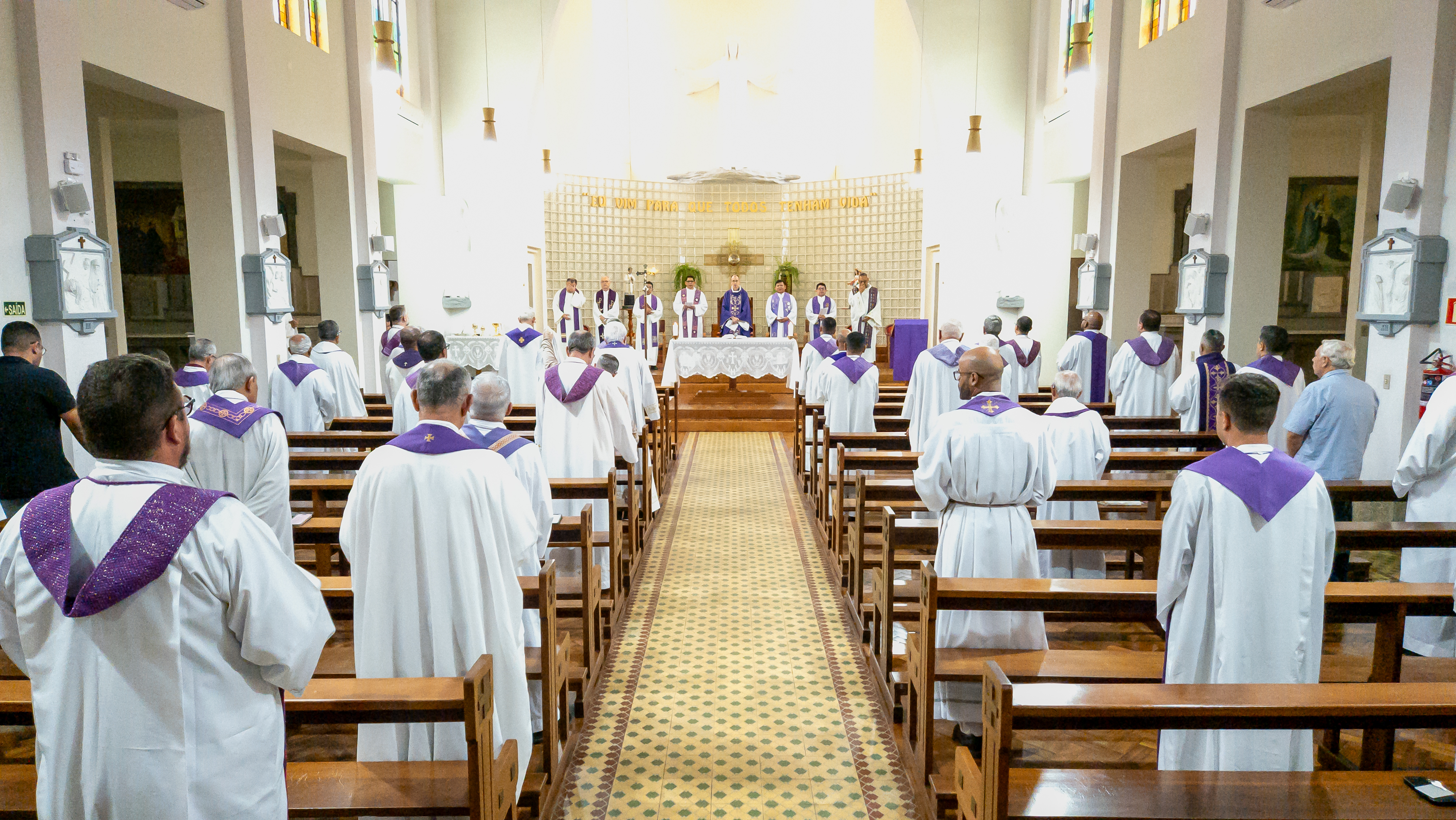 Sistema Preventivo e identidade formativa marcam segundo dia do encontro nacional de diretores salesianos